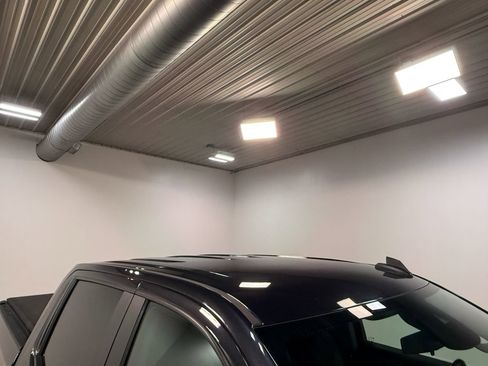 Used 2022 Chevrolet Silverado 1500 LT image 48