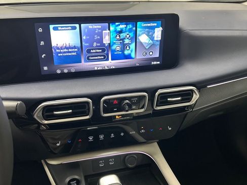 New 2026 Nissan Sentra SL w/ Floor Mat Package FWD image 14