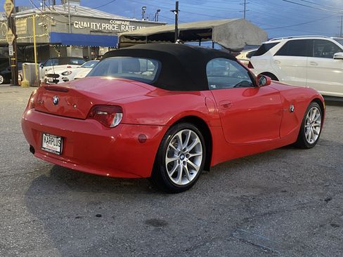 Used 2006 BMW Z4 3.0i RWD image 7