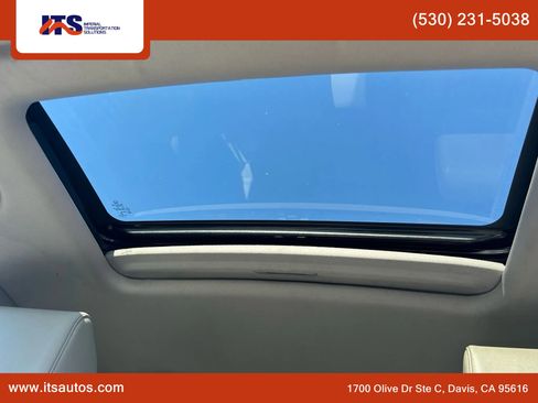 Used 2019 Honda CR-V Touring image 29