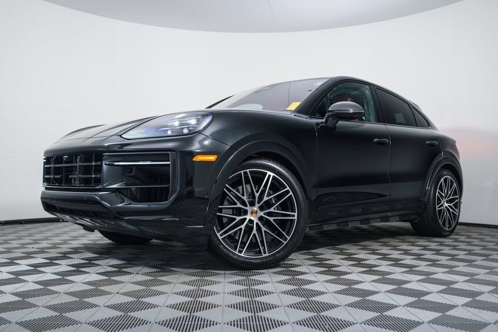 Certified 2026 Porsche Cayenne GTS AWD/4WD image 1