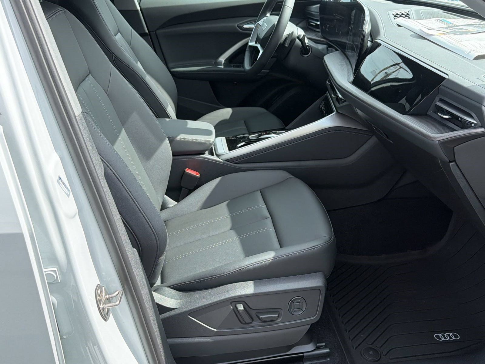 New 2026 Audi Q5 Premium Plus AWD/4WD image 28