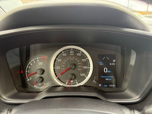 Used 2022 Toyota Corolla SE image 11