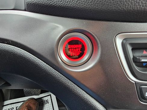 Used 2018 Honda Ridgeline RTL-T image 41