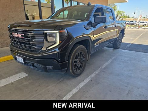Certified 2022 GMC Sierra 1500 Elevation RWD image 1