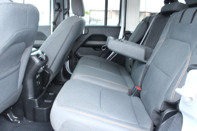 Used 2024 Jeep Wrangler Unlimited Sahara AWD/4WD image 37