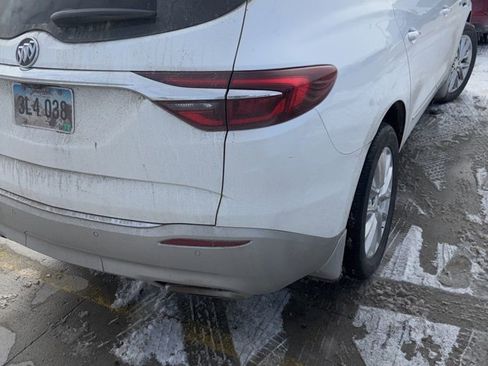 Used 2021 Buick Enclave Essence w/ Sound and Sites Package image 7