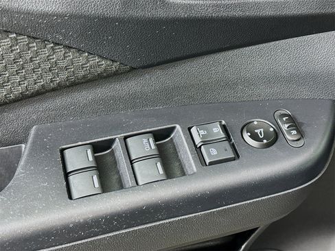 Used 2016 Honda CR-V EX image 17