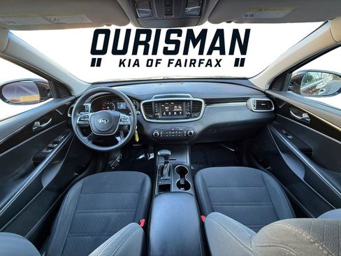 Used 2020 Kia Sorento LX image 20