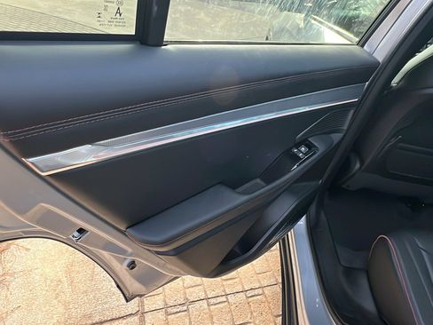 Used 2024 Jeep Wagoneer Launch Edition image 24