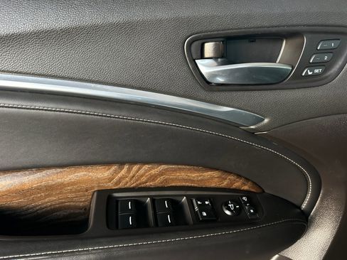 Used 2020 Acura MDX FWD w/ Advance Package image 10