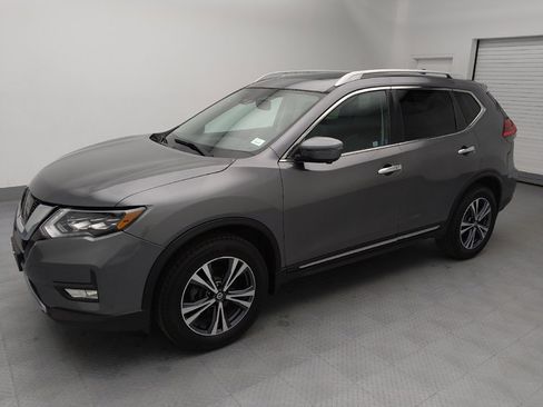 Used 2017 Nissan Rogue SL w/ SL Premium Package image 2