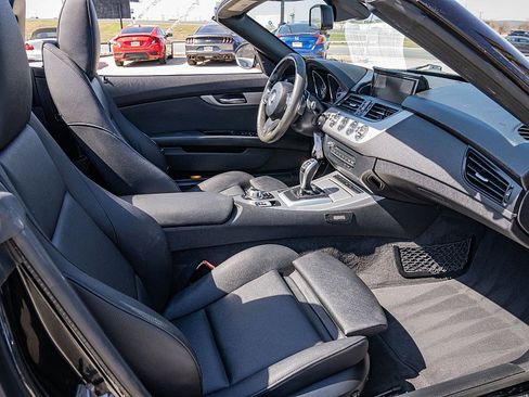 Used 2014 BMW Z4 sDrive28i image 22
