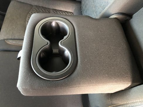 Used 2022 Chevrolet Equinox LT FWD image 15