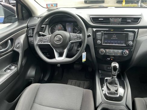 Used 2020 Nissan Rogue Sport S AWD/4WD image 16