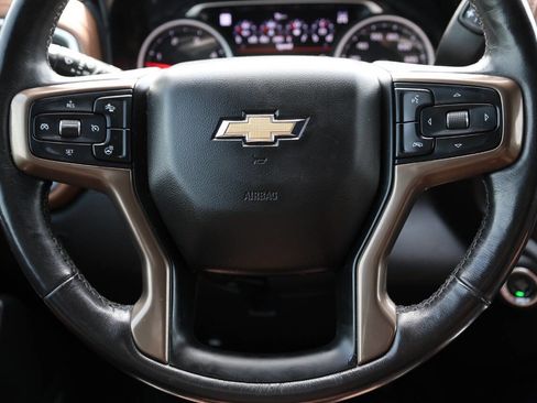 Used 2020 Chevrolet Silverado 3500 High Country w/ Technology Package AWD/4WD image 18
