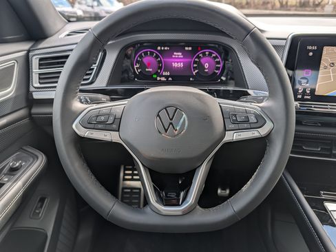 New 2026 Volkswagen Atlas Cross Sport SEL R-Line AWD/4WD image 9
