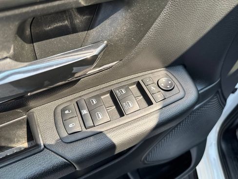 Used 2023 RAM 1500 Big Horn AWD/4WD image 19