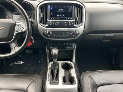 Used 2022 Chevrolet Colorado ZR2 w/ ZR2 Dusk Special Edition AWD/4WD image 17
