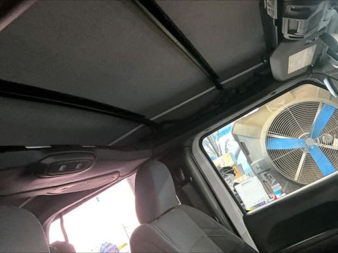 Used 2026 Jeep Wrangler Sport image 25