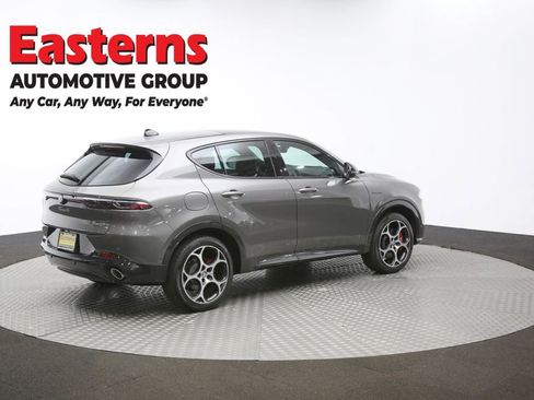 Used 2024 Alfa Romeo Tonale Veloce w/ Active Assist Package AWD/4WD image 39