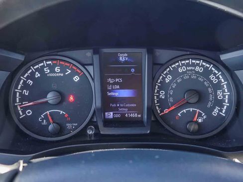 Used 2020 Toyota Tacoma SR image 23