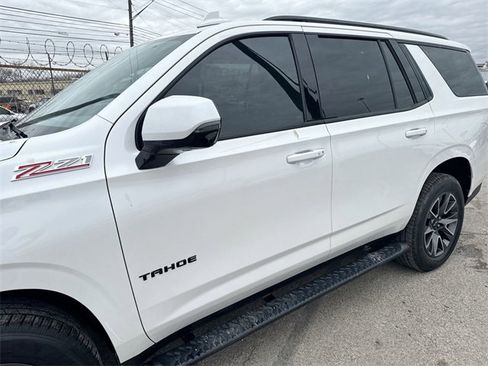 Used 2021 Chevrolet Tahoe Z71 w/ Z71 Signature Package image 34