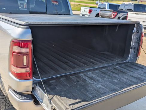 Used 2023 RAM 1500 Limited w/ Body Color Bumper Group AWD/4WD image 7