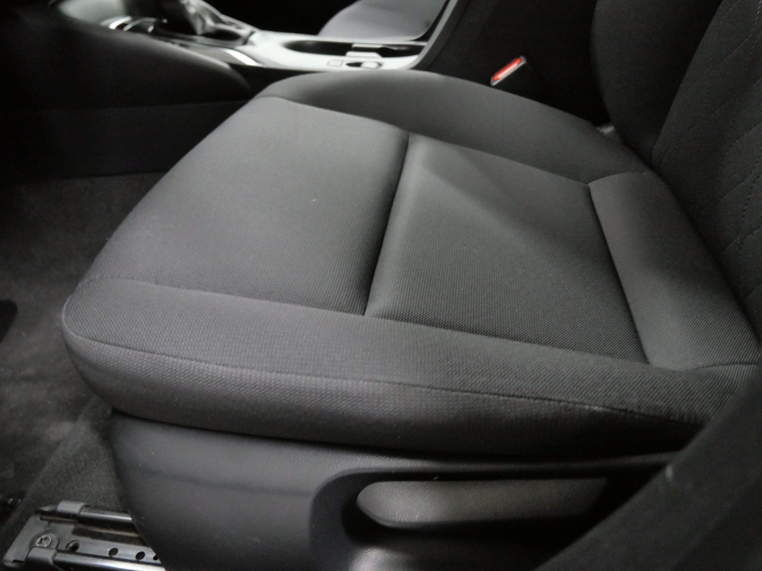 Certified 2025 Toyota Corolla LE FWD image 21