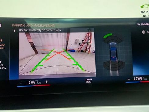 Used 2023 BMW 330i Sedan w/ Driving Assistance Package RWD image 66