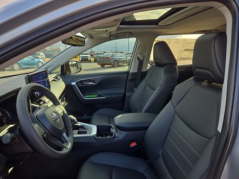 New 2025 Toyota RAV4 XLE Premium image 12