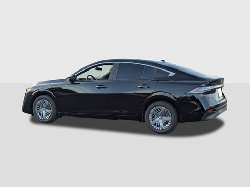 Used 2026 Nissan Sentra S w/ S Cold Weather Package FWD image 3