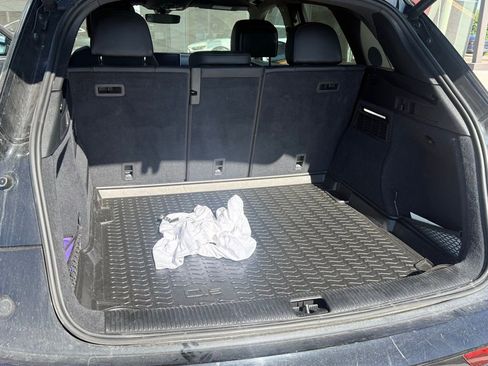 Used 2020 Audi Q5 2.0T Titanium Premium Plus w/ Premium Plus Package image 9