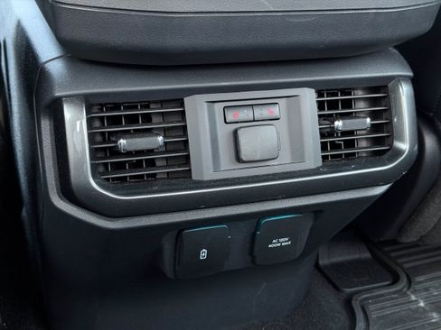 Used 2023 Ford F150 Lariat w/ Equipment Group 502A High AWD/4WD image 30