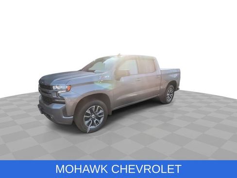 Used 2021 Chevrolet Silverado 1500 RST w/ Z71 Off-Road Package AWD/4WD image 4