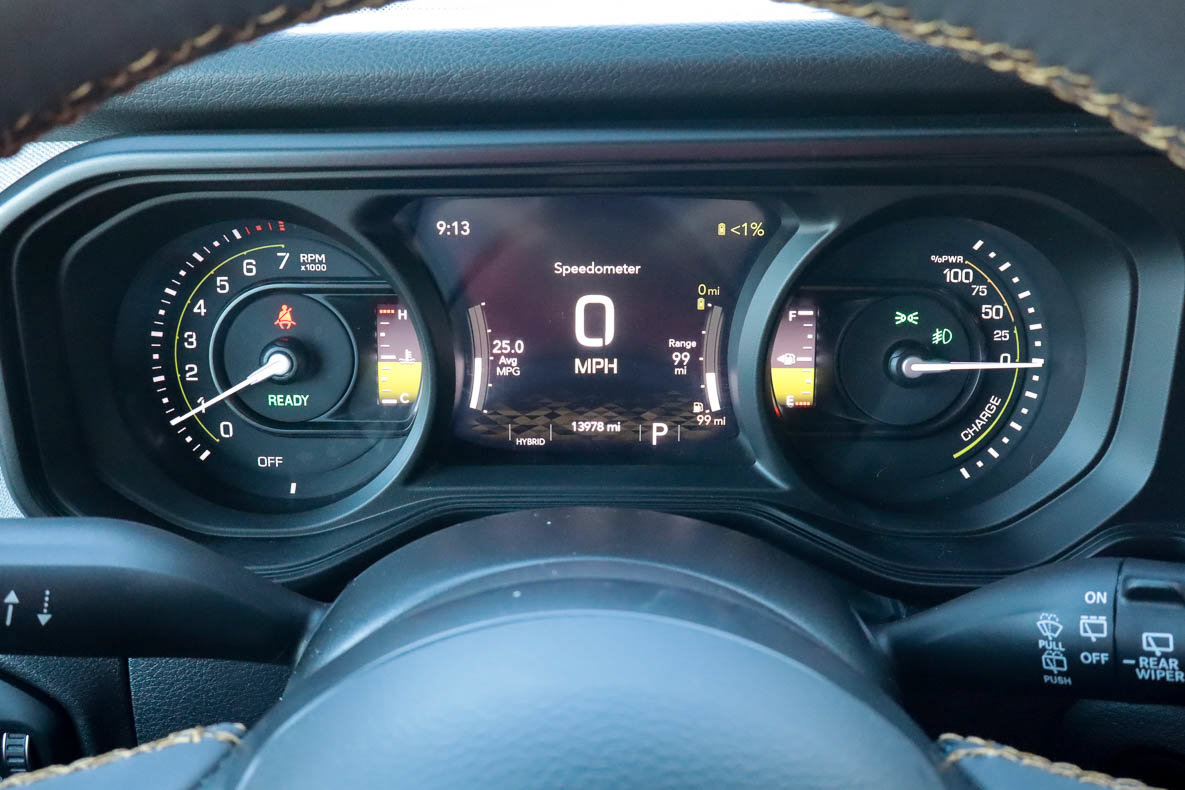 Used 2024 Jeep Wrangler Unlimited w/ LED Headlamp & Fog Lamp Group AWD/4WD image 29