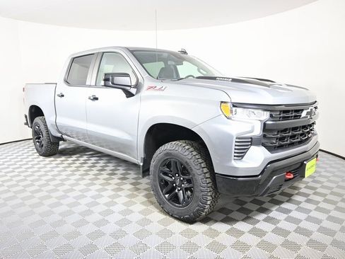 Used 2023 Chevrolet Silverado 1500 LT Trail Boss w/ Protection Package AWD/4WD image 10