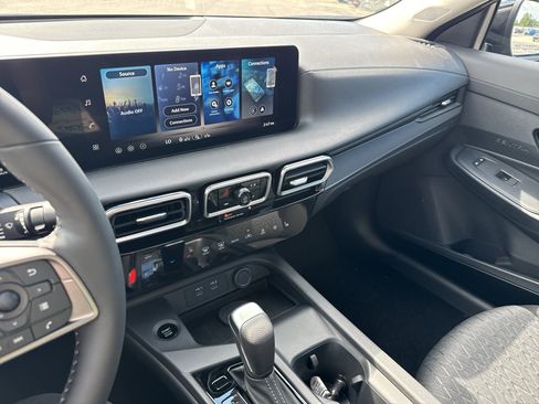 New 2027 Nissan Sentra SV FWD image 20