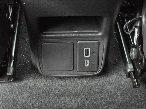 New 2025 Buick Encore GX Preferred image 19