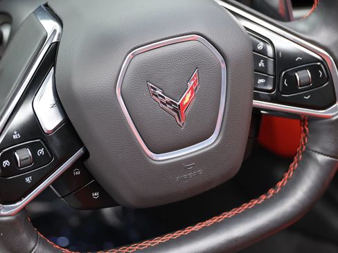 Used 2020 Chevrolet Corvette Stingray Preferred Cpe w/ 2LT Preferred Equipment Group RWD image 30