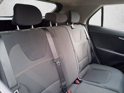 Used 2023 Kia Niro LX FWD image 16