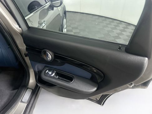 Used 2016 MINI Cooper Clubman S image 30