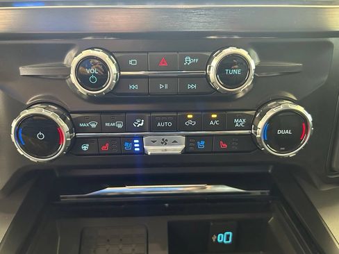 Used 2026 Ford F350 Lariat AWD/4WD image 55
