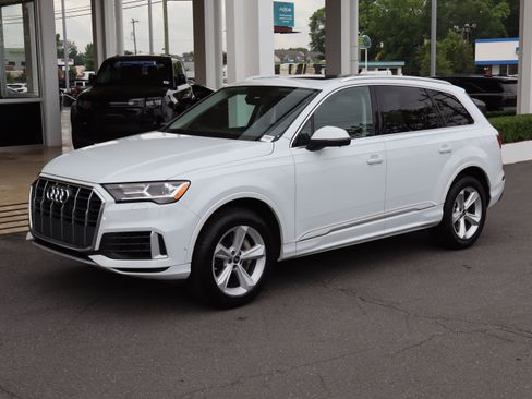 Used 2022 Audi Q7 3.0T Premium w/ Convenience Package AWD/4WD image 5