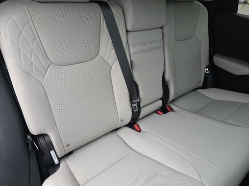 Used 2025 Lexus RX 350 Premium image 33