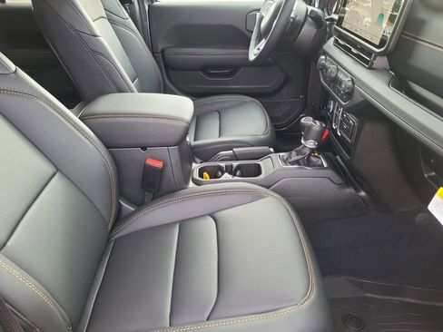 New 2026 Jeep Wrangler Unlimited Sahara AWD/4WD image 14