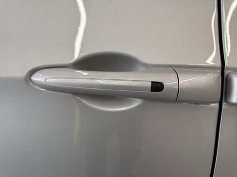 New 2026 Chrysler Pacifica Select w/ S Appearance Package image 17