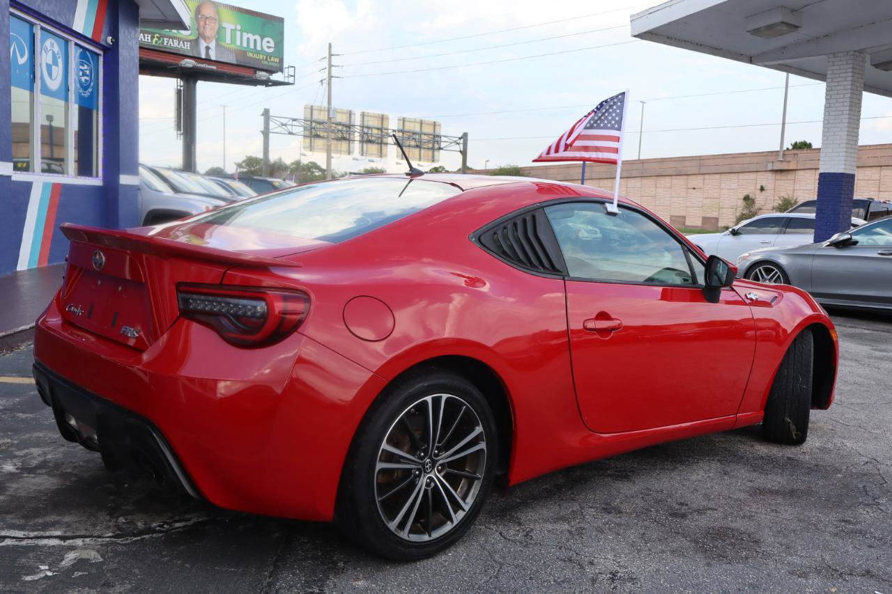 Used 2013 Scion FR-S RWD image 5