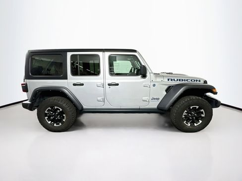 Used 2024 Jeep Wrangler Unlimited Rubicon 4xe AWD/4WD image 10