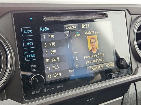 Used 2019 Toyota Tacoma TRD Off-Road image 16